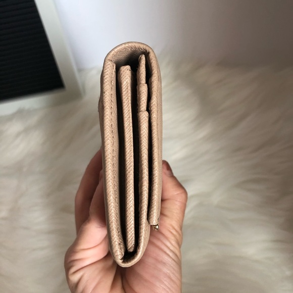 AUTHENTIC PRADA WALLET - Picture 9 of 13